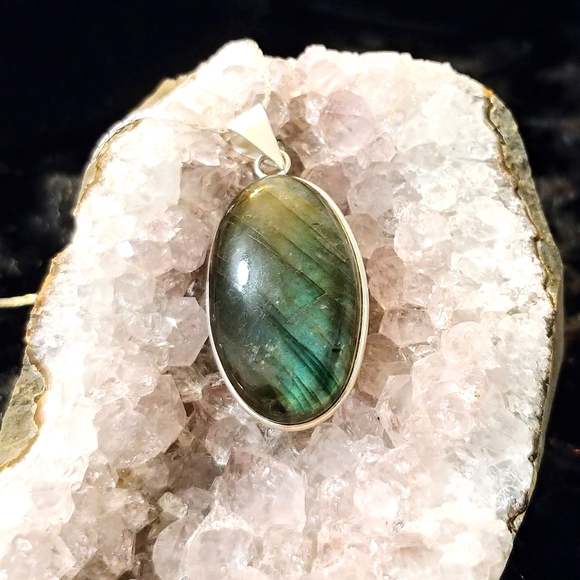 🌹2 for $15🌹 NWOT Natural Flash Labradorite Pendant .925 Sterling Necklace - Picture 4 of 9